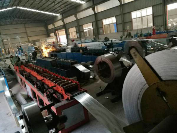 防火卷簾設(shè)備